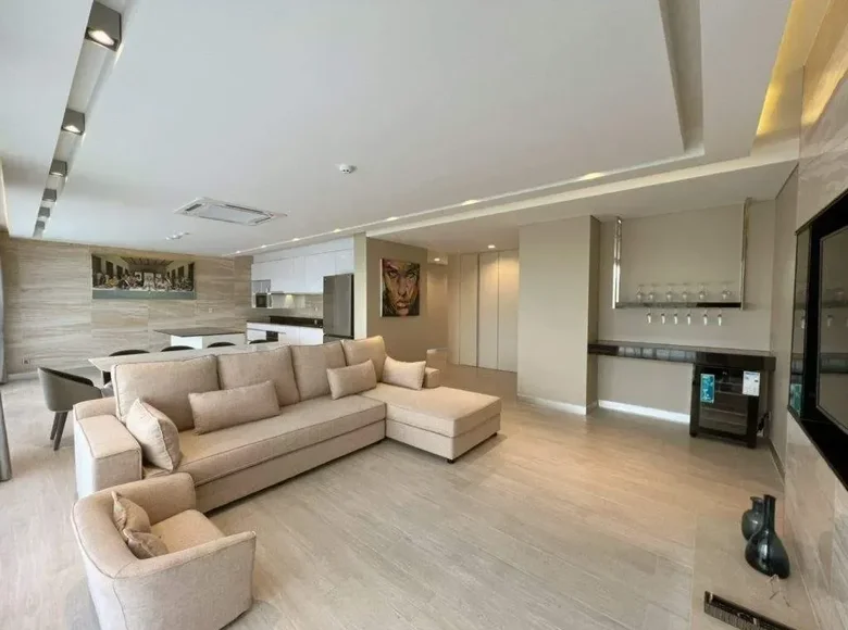 2 bedroom apartment 154 m² Phuket, Thailand