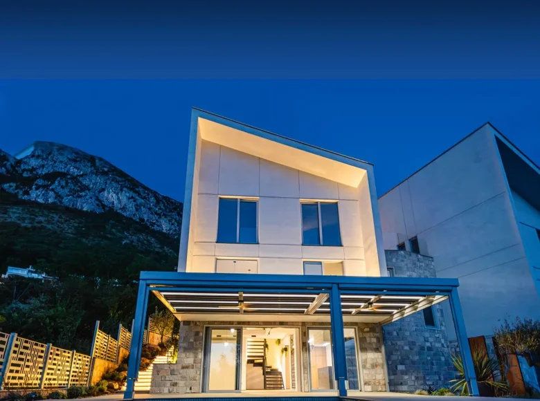 4 bedroom Villa 400 m² Tudorovici, Montenegro