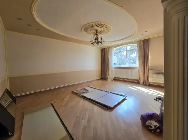 Mieszkanie 4 pokoi 75 m² Tbilisi, Gruzja