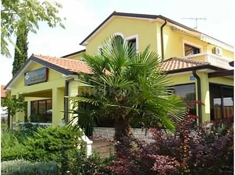 Villa 11 Zimmer 820 m² Murine, Kroatien