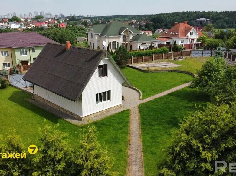 House 177 m² Tarasava, Belarus