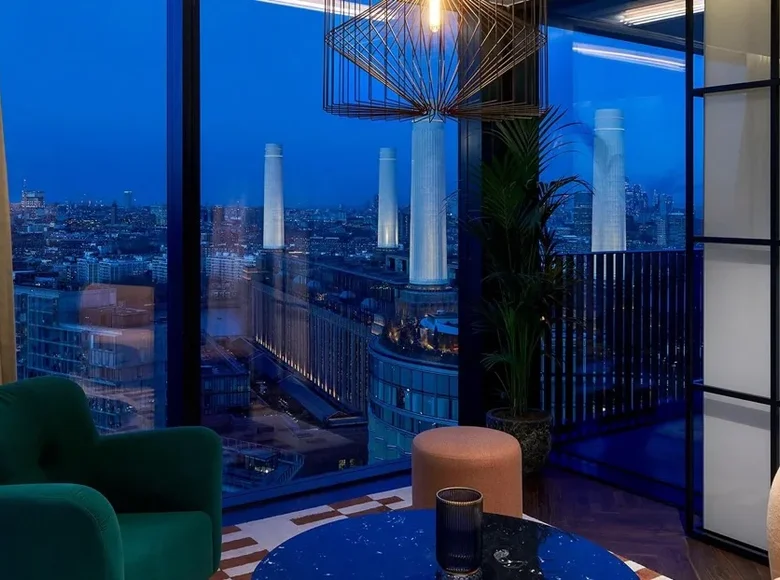2 bedroom apartment 83 m² London, United Kingdom
