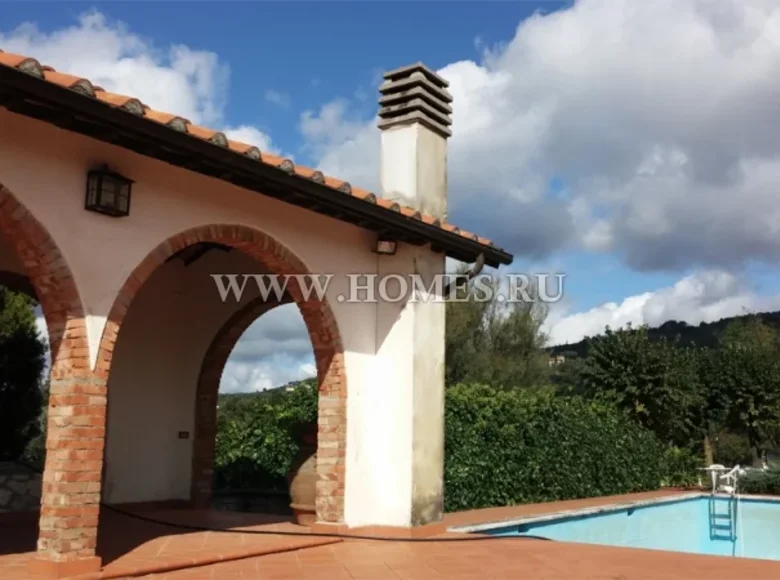 5 bedroom villa 300 m² Metropolitan City of Florence, Italy