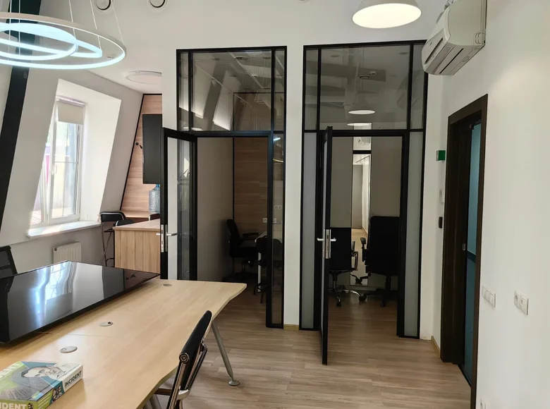 Office 411 m² in Moscow, Russia