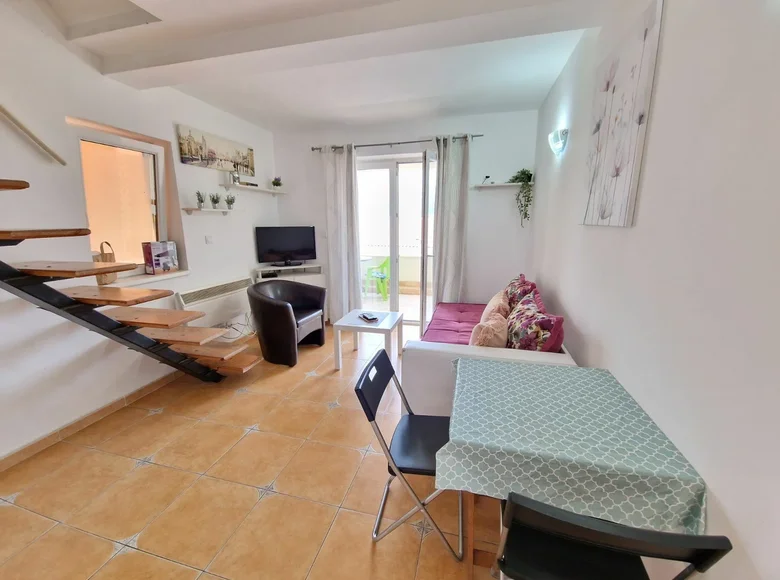 Duplex 2 bedrooms 40 m² Budva, Montenegro