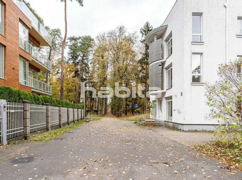Apartamento 20 habitaciones 1 277 m² Jurmala, Letonia