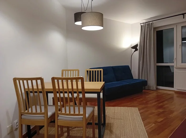 Mieszkanie 3 pokoi 50 m² Warszawa, Polska