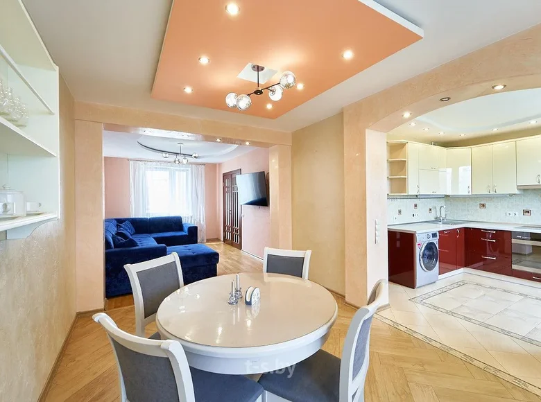 4 room apartment 105 m² Minsk, Belarus