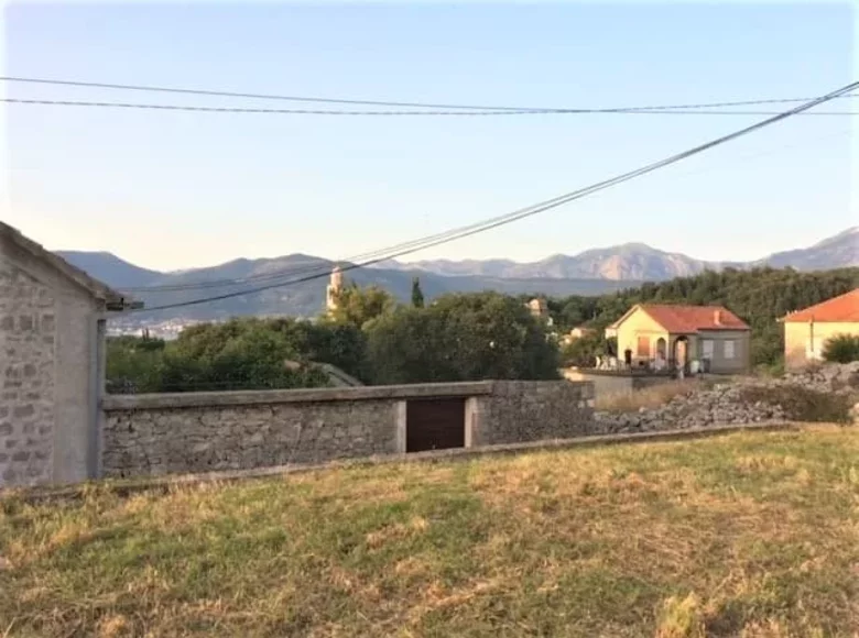 Land 384 m² Zupci, Montenegro