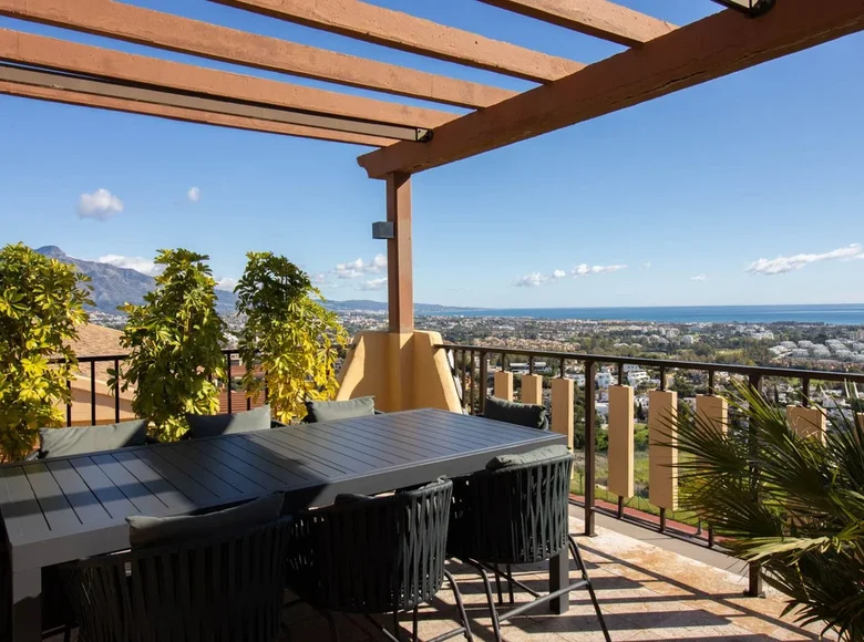 Wohnung 3 Schlafzimmer 142 m² Benahavis, Spanien