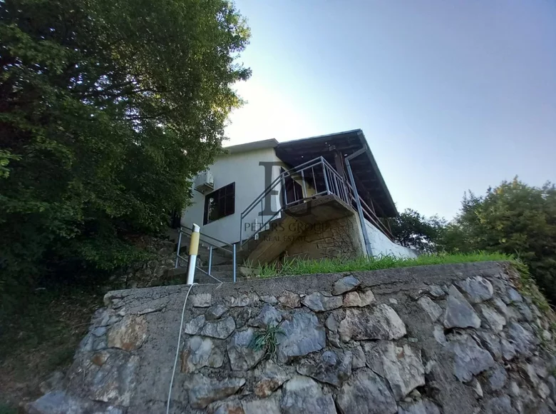 Casa 4 habitaciones  canj, Montenegro