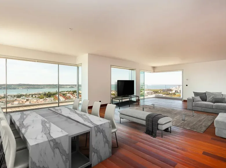 4 bedroom apartment 282 m² Belem, Portugal