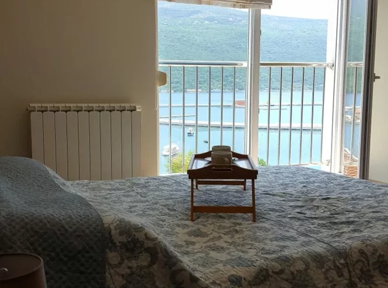Wohnungen auf mehreren Ebenen 3 Zimmer 80 m² denovici, Montenegro