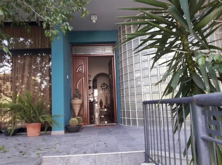 4 bedroom house 220 m² Larnaca District, Cyprus