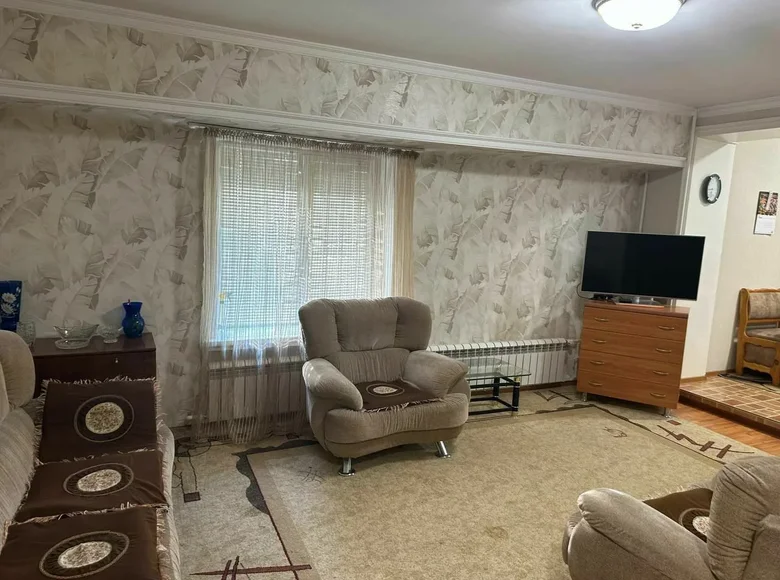 Kvartira 1 xona 43 m² Toshkentda