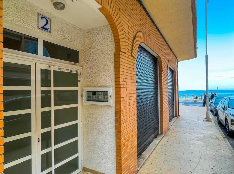 2 bedroom apartment 60 m² Guardamar del Segura, Spain