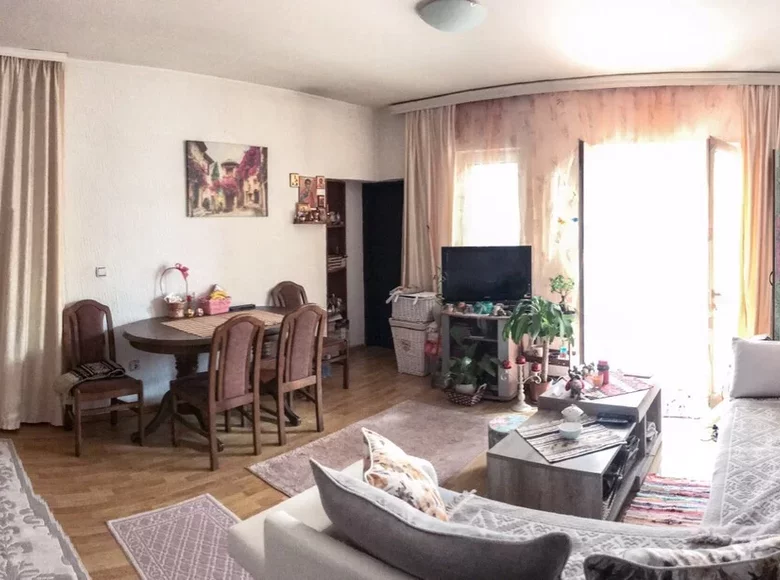 Wohnung 2 Schlafzimmer 61 m² Gemeinde Budva, Montenegro