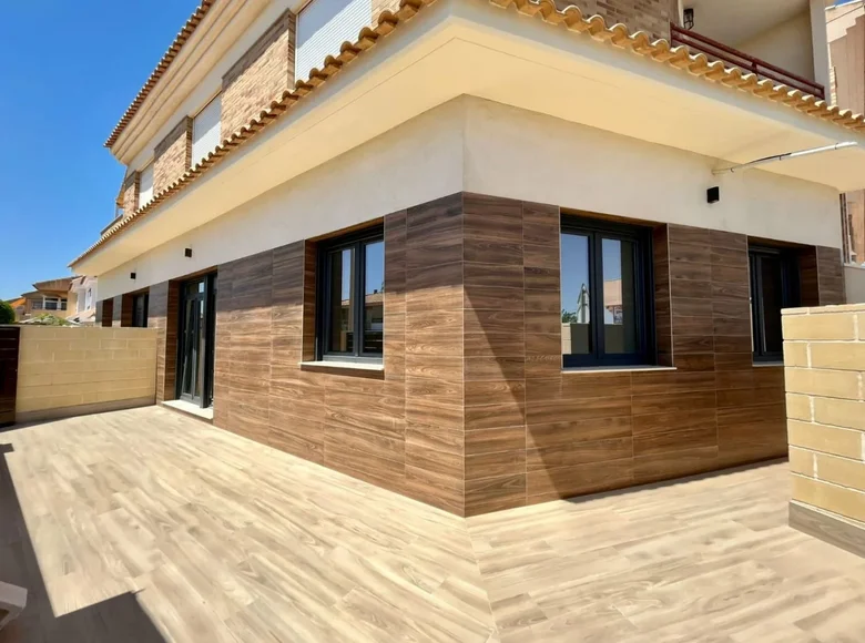 Mieszkanie 2 pokoi 74 m² San Pedro del Pinatar, Hiszpania