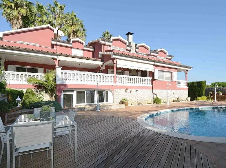 5 bedroom house 465 m² Costa del Maresme, Spain