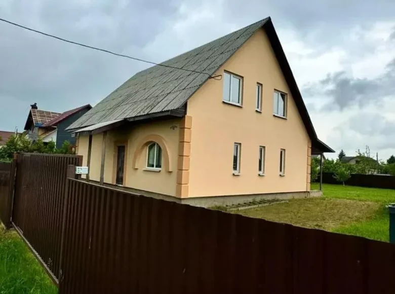 Casa 144 m² Dziarzynski sielski Saviet, Belarús