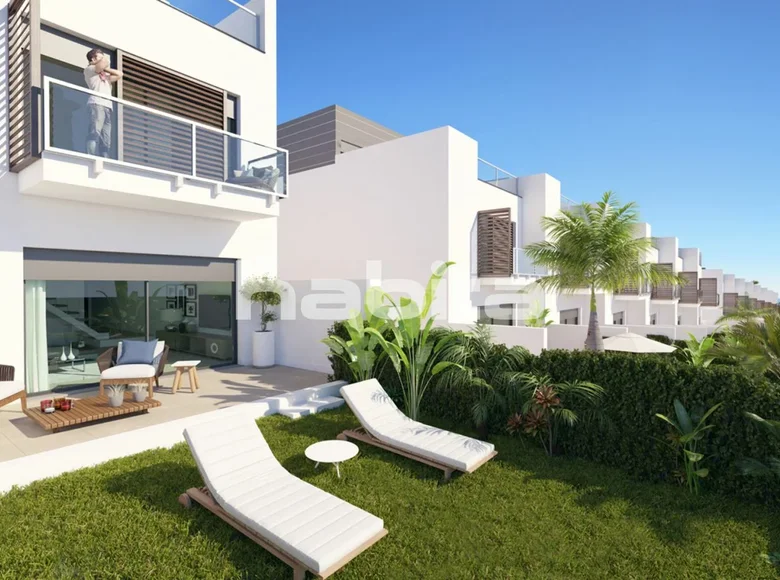 3 bedroom apartment 140 m² Manilva, Spain