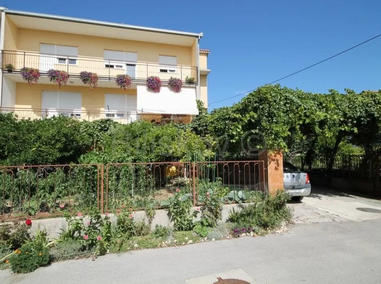 Maison 3 chambres 200 m² Kastel Novi, Croatie