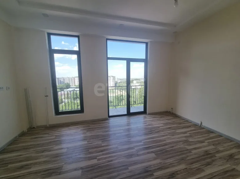 Kvartira 70 m² in Toshkent tumani