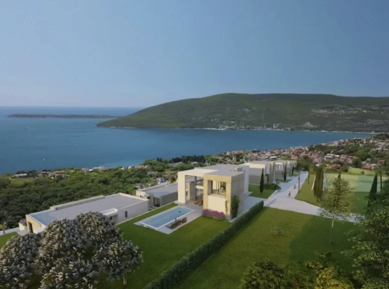 Villa de tres dormitorios 232 m² Topla, Montenegro