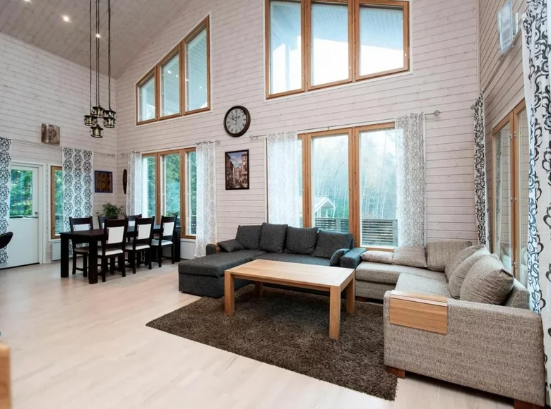 Dom wolnostojący 5 pokojów 125 m² Lappeenrannan seutukunta, Finlandia