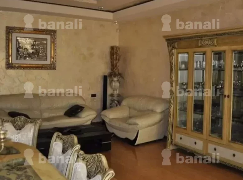 4 bedroom Mansion 306 m² Yerevan, Armenia