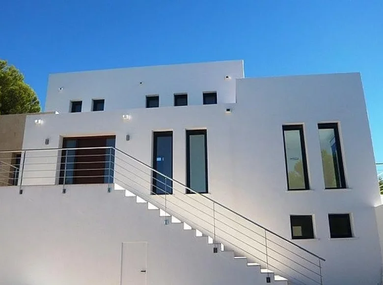 4-Schlafzimmer-Villa 350 m² Xabia Javea, Spanien