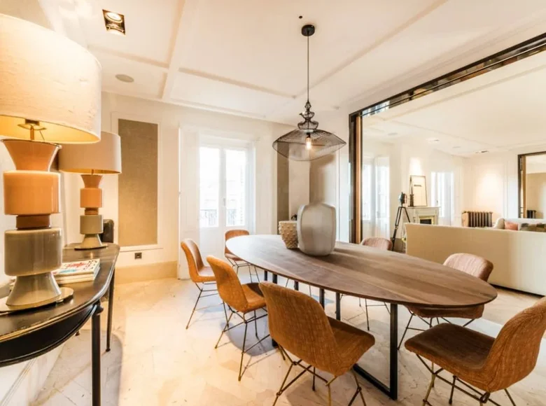 Apartamento 4 habitaciones 379 m² Madrid, Španjolska