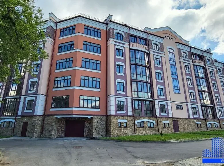 Mieszkanie 2 pokoi 83 m² Witebsk, Białoruś