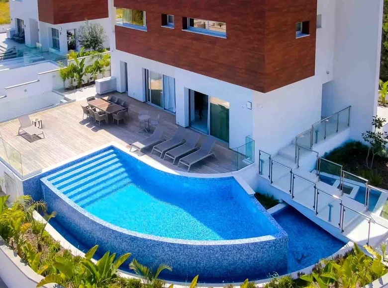 3 bedroom house 148 m² Mouttagiaka, Cyprus