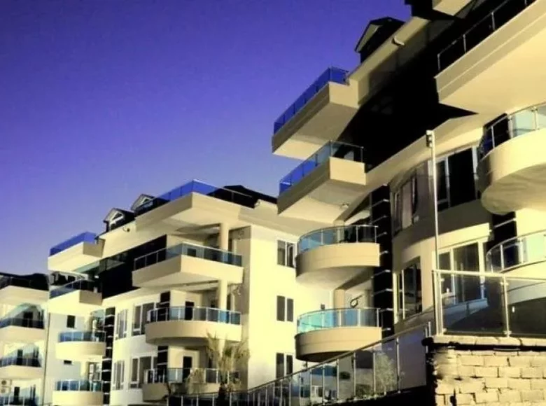 Duplex 6 rooms 260 m² Alanya, Turkey