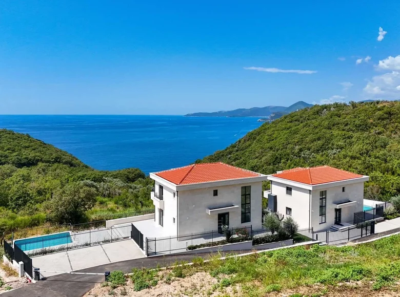 5 bedroom villa  Rijeka-Rezevici, Montenegro