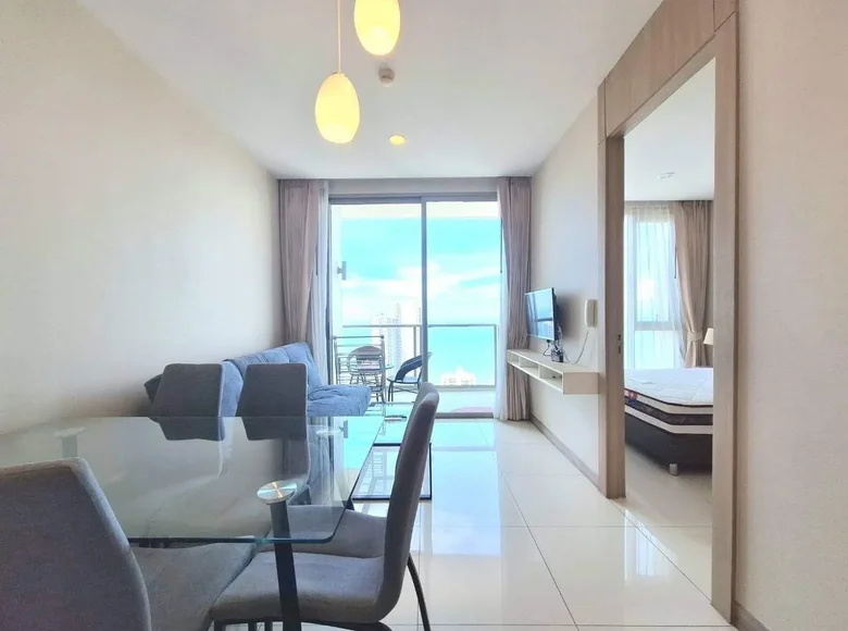 Mieszkanie 1 pokój 35 m² Na Kluea, Tajlandia