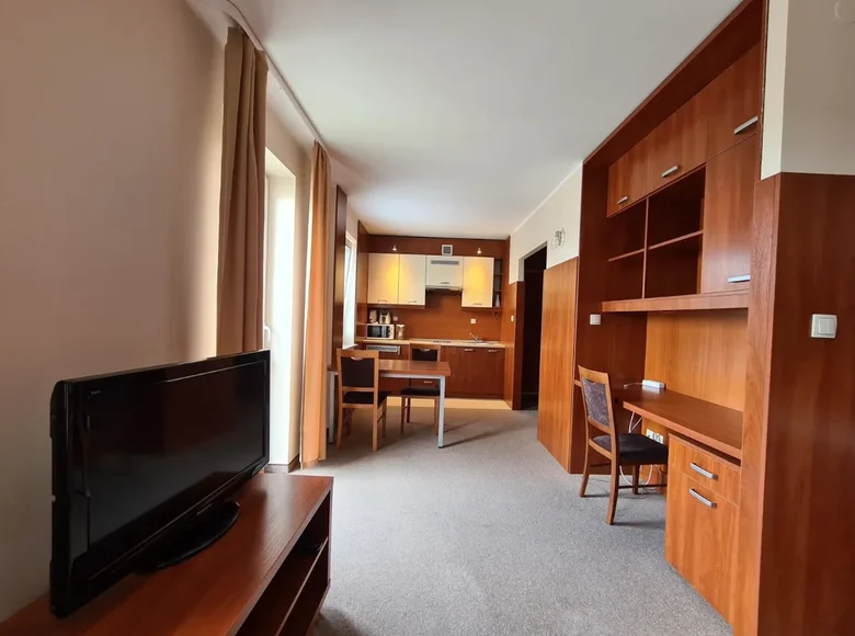 Apartamento 1 habitación 35 m² en Varsovia, Polonia