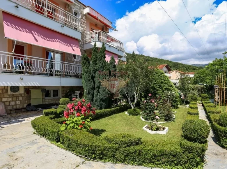 Haus 6 Zimmer 159 m² Bijela, Montenegro