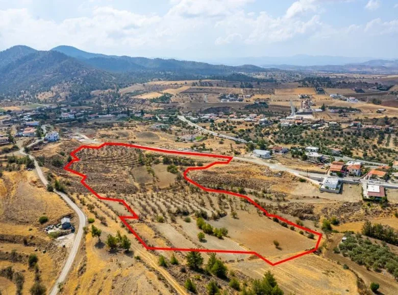 Atterrir  Nikitari, Chypre