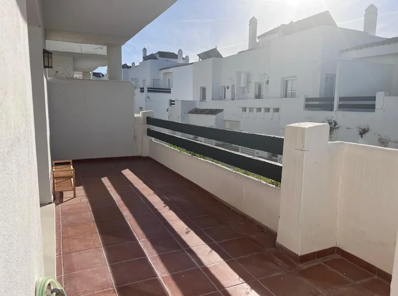 Wohnung 2 Schlafzimmer 112 m² Estepona, Spanien