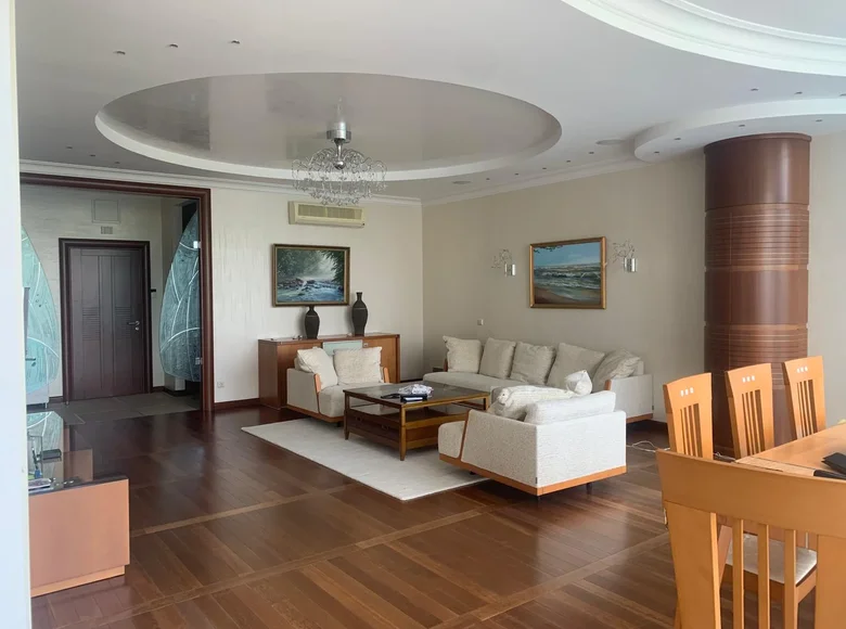 3 bedroom apartment 190 m² Jurmala, Latvia