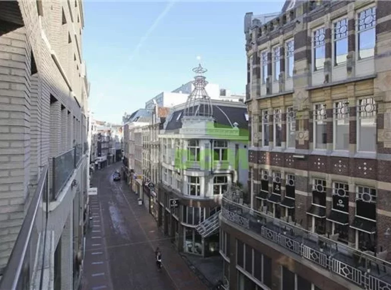 Квартира 95 м² Амстердам, Нидерланды