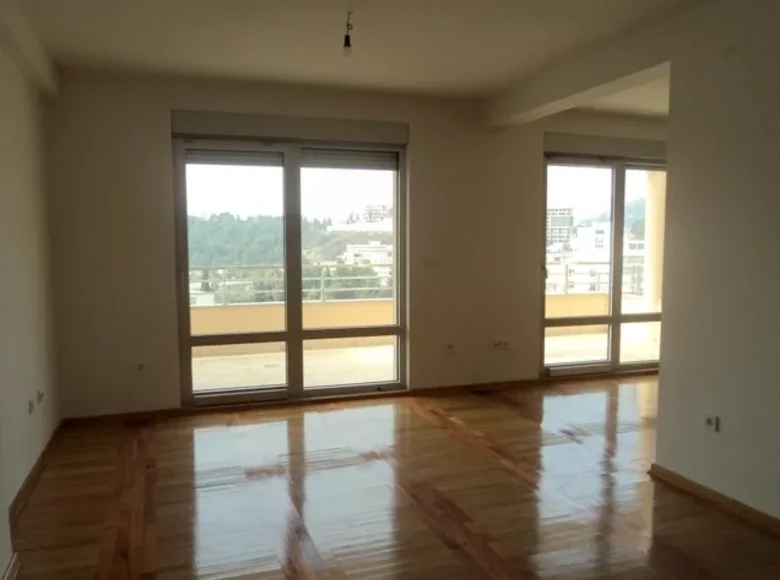 Wohnung 3 Schlafzimmer 150 m² Becici, Montenegro