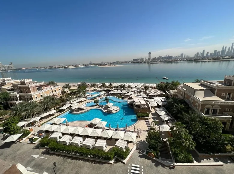 Mieszkanie 3 pokoi 220 m² Dubaj, Emiraty Arabskie