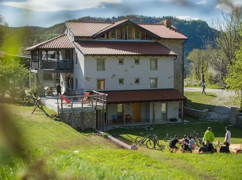 Hotel 392 m² in Kobarid, Slovenia