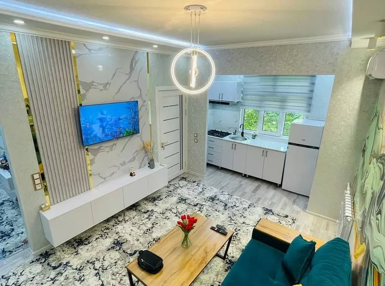 Квартира 1 комната 30 м² Бешкурган, Узбекистан