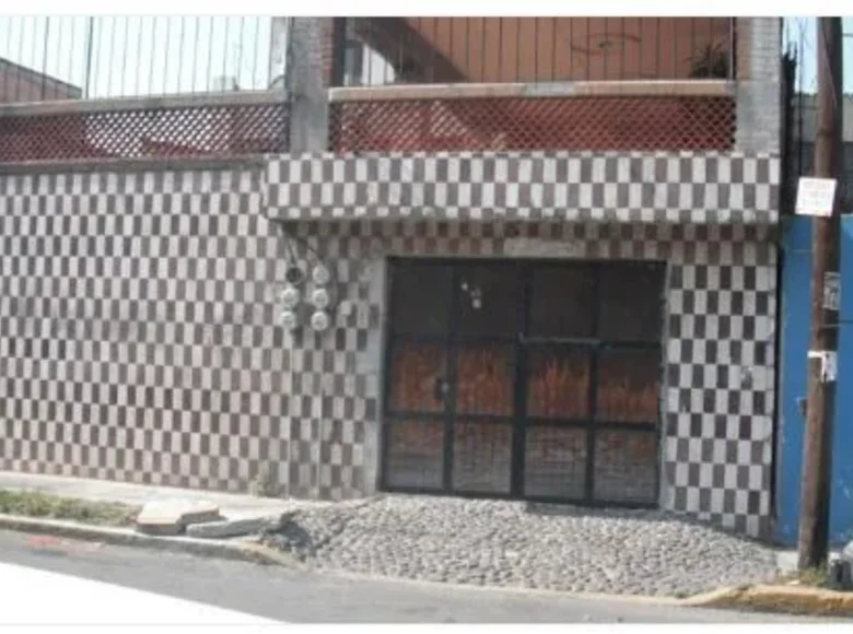 Haus 5 Schlafzimmer 274 m² Nezahualcoyotl, Mexiko