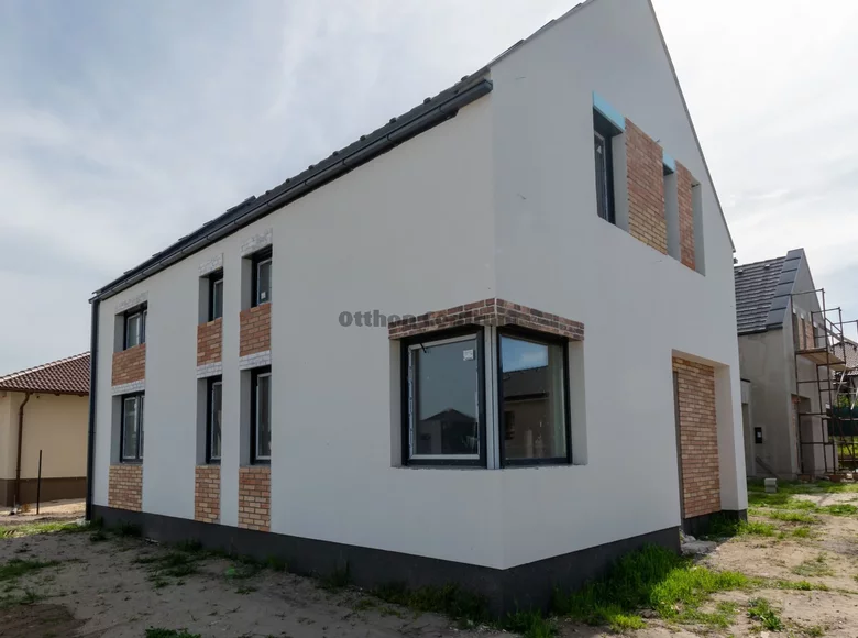 Casa 5 habitaciones 160 m² Szekesfehervari jaras, Hungría