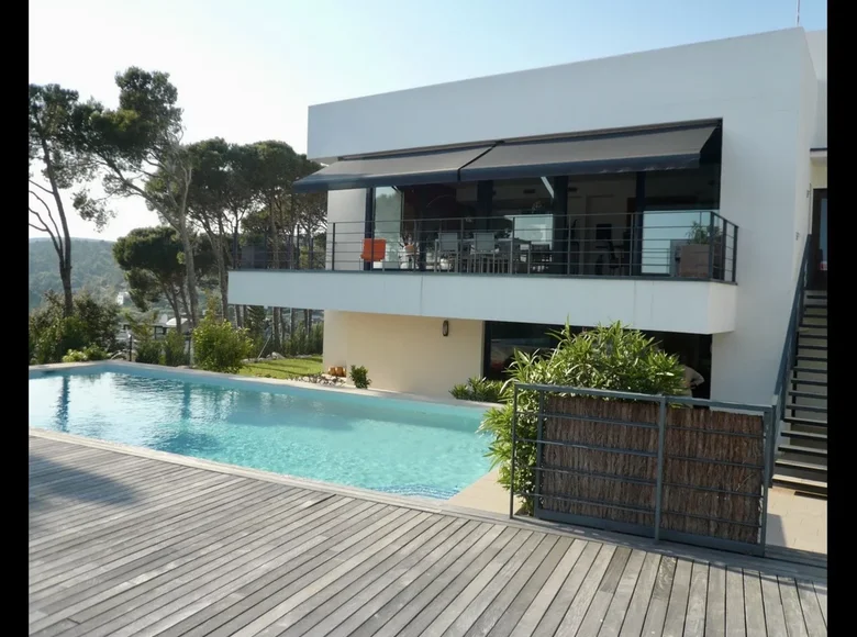 7 bedroom house  Castell-Platja d Aro, Spain